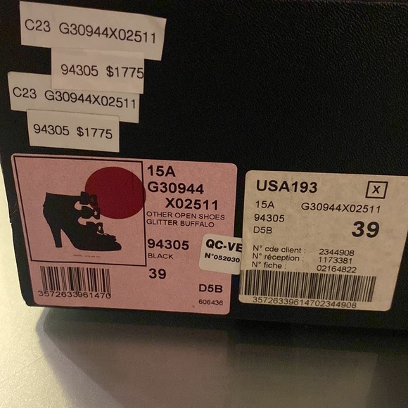 CHANEL 💯%Auth&NIB MetierDeArts RUNWAY high heel shoe booties w/ crystals & bows - Picture 14 of 15